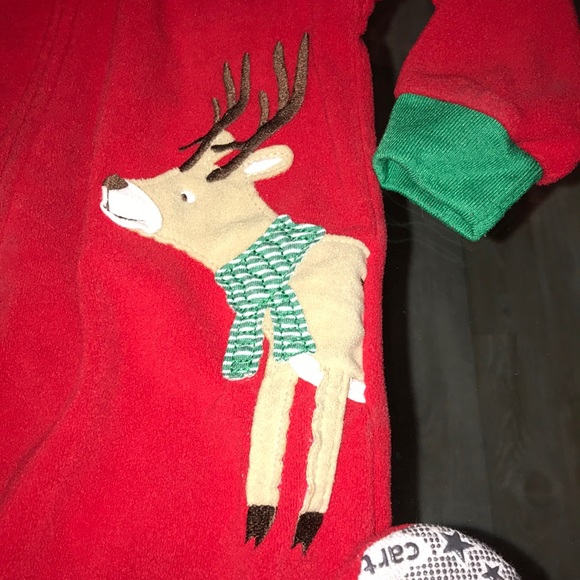 ❤️Carter’s 18 month Reindeer One Piece Footed PJ - Picture 3 of 5